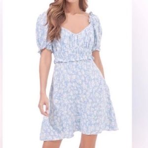 ASTR blue floral puff sleeve mini dress